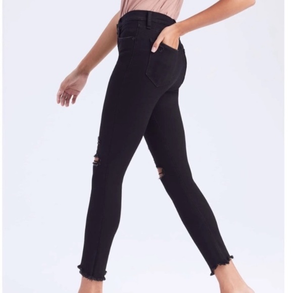 Abercrombie & Fitch The Super Skinny Ankle High Rise Black Ripped Jeans Size 32 - Picture 2 of 12